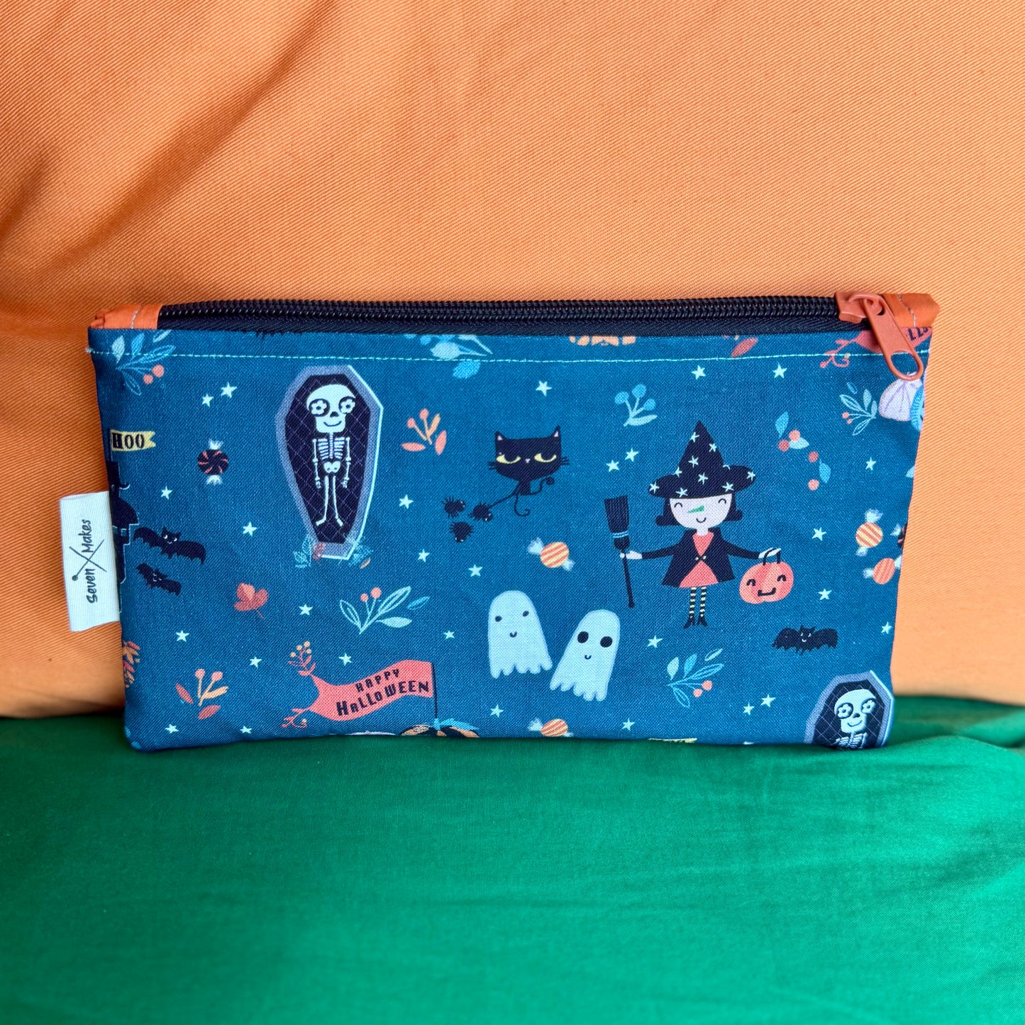Halloween cute dudes zipper bag