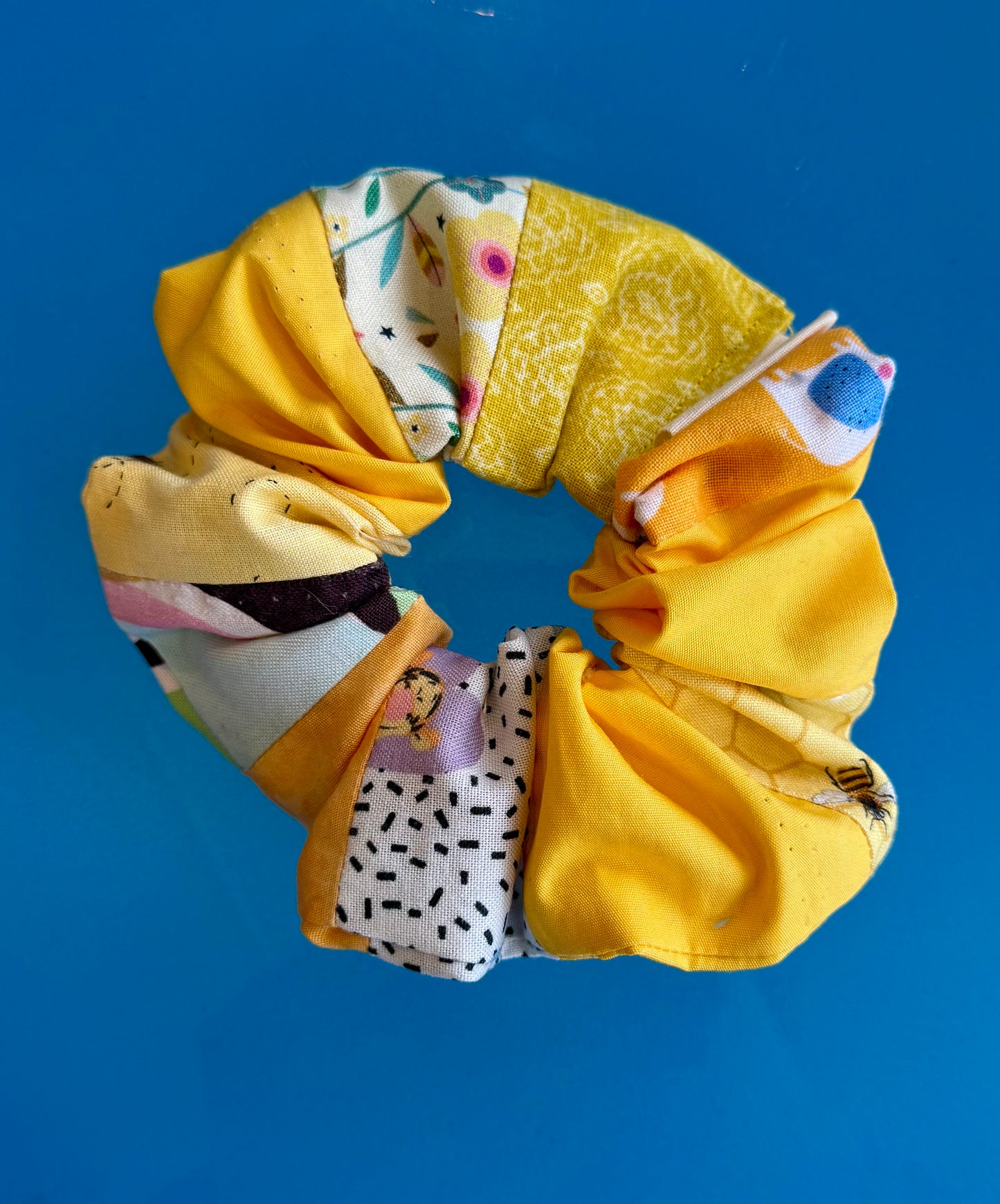 Scrunchie made from yellow fabric scraps - zero waste accessories - slow fashion