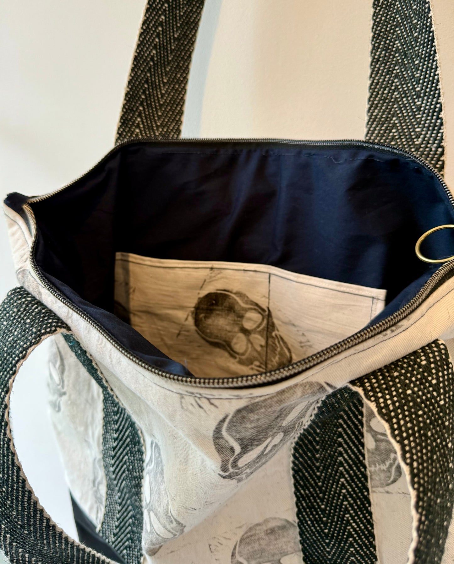 cool gift idea shoulder bag with hand printed skull pattern and waterproof base