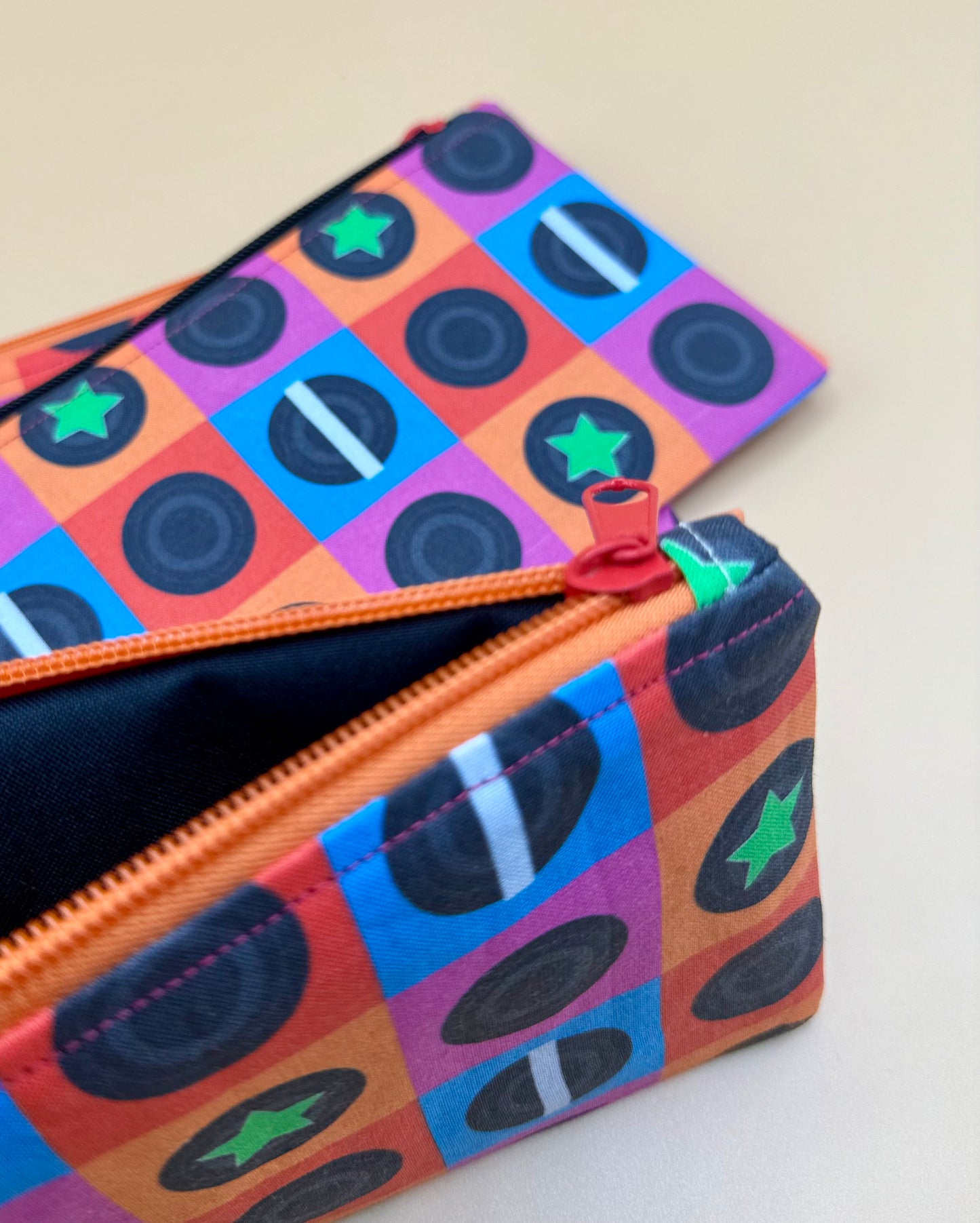 Roller derby zipper bag