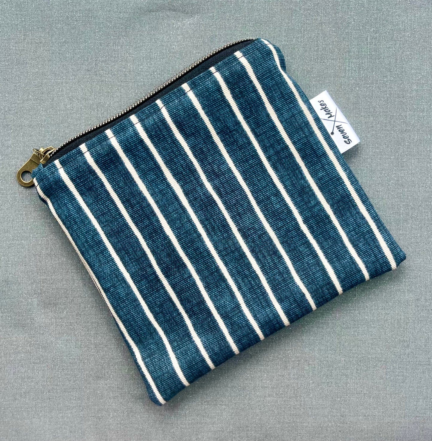 Linen mix striped zipper bags