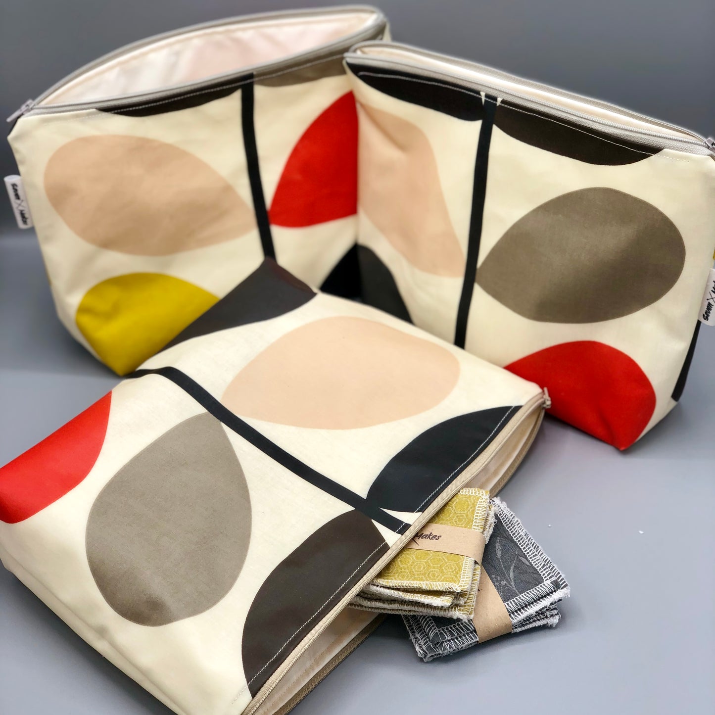 Orla Kiely everything in wash bag